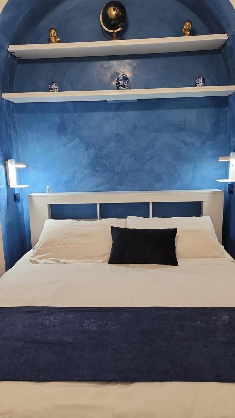 Apartment Domus Chiara Al Colosseo Rom