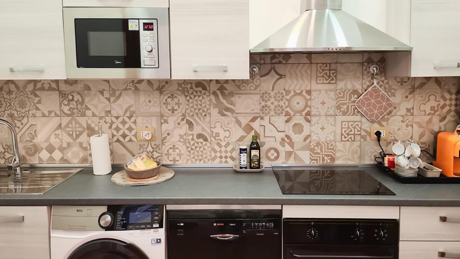 Domus Chiara Al Colosseo Apartment